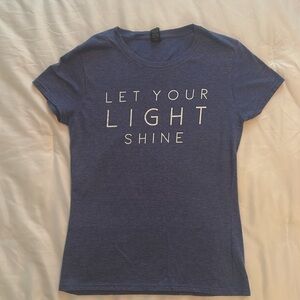 Elly and Grace Blue Shirt Size Small